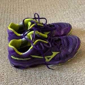 Mizuno Indoor Volleyball Shoes